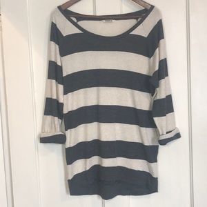 Aritzia TNA Lounge Longe Sleeve